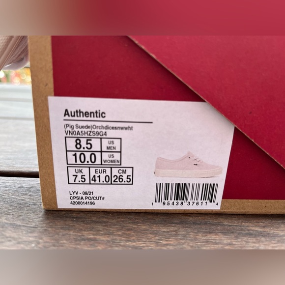 New Eco Vans Shoes - Picture 2 of 3